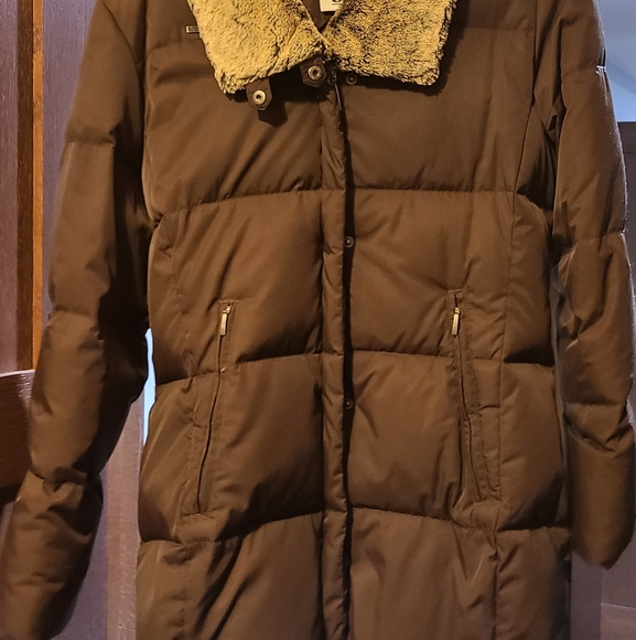 Puffer Jacket - Picture 4 of 5